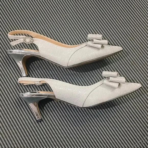 J. Renee SILVER Gabino Pointed Toe w/ BOW, Slingback Pumps *Sz 9.5* NEW, no Tags - Picture 9 of 16